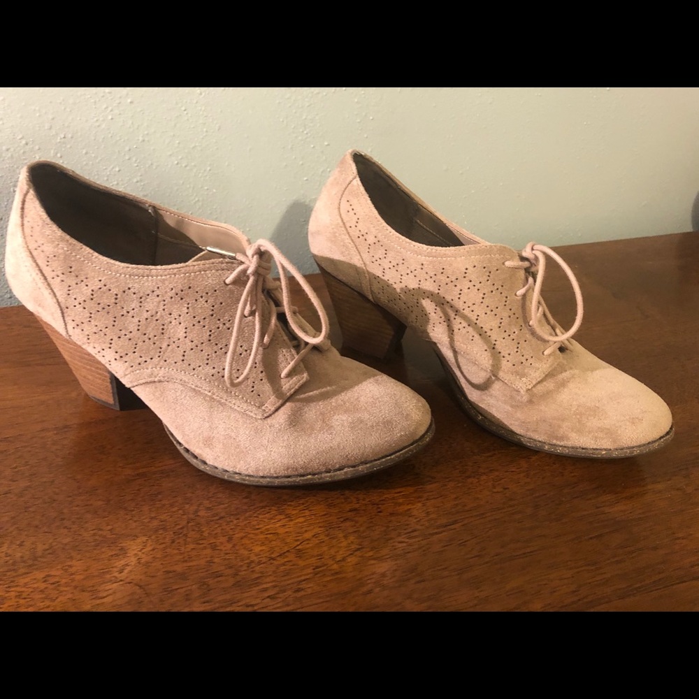 Dr. Scholl’s Oxford Booties
